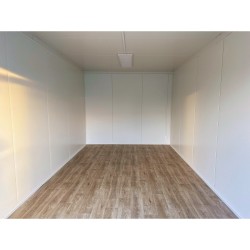 Contenedor Pabellon Comercial 3×6 Open Space / Ventanas De Esquina / Persianas Exteriores