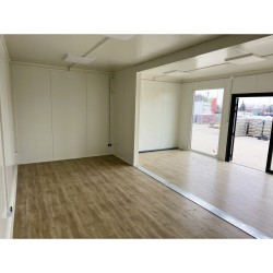 Un Edificio De Láminas - Edificio Comercial Y De Oficinas - 6 Instalaciones - 63m2
