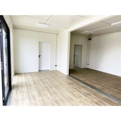 Un Edificio De Láminas - Edificio Comercial Y De Oficinas - 6 Instalaciones - 63m2